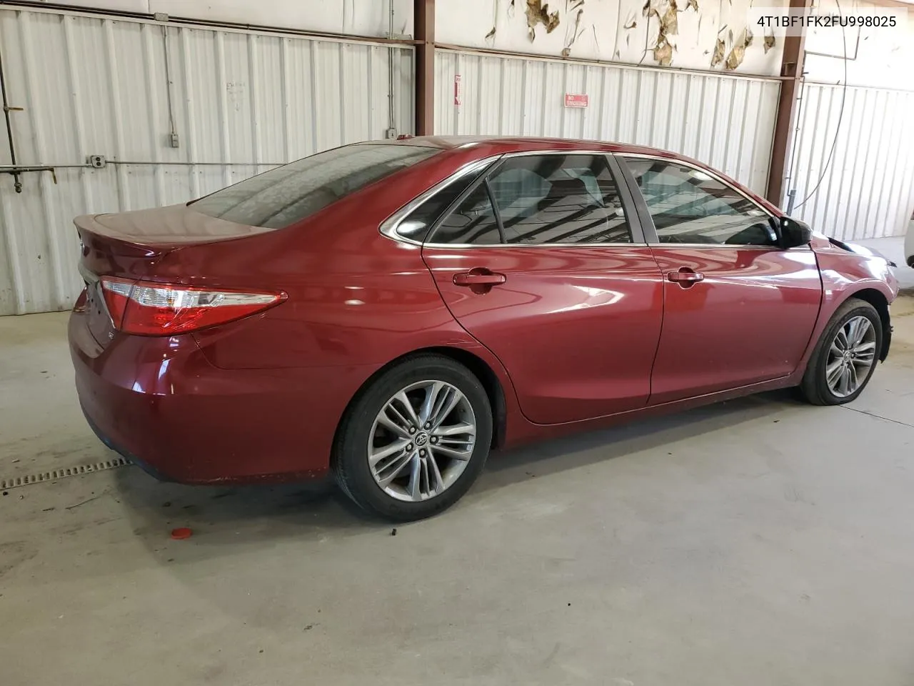 2015 Toyota Camry Le VIN: 4T1BF1FK2FU998025 Lot: 76783564