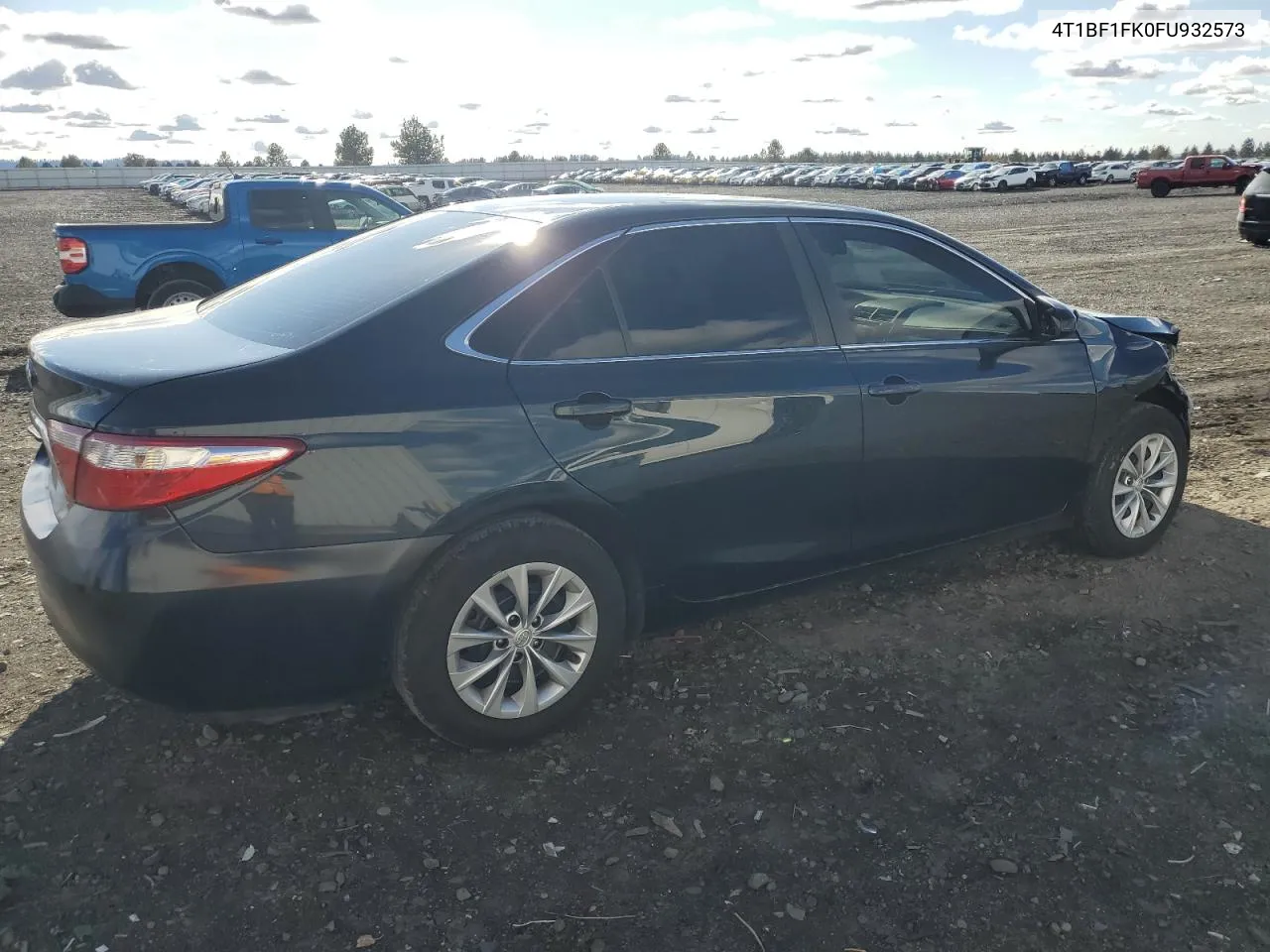 4T1BF1FK0FU932573 2015 Toyota Camry Le