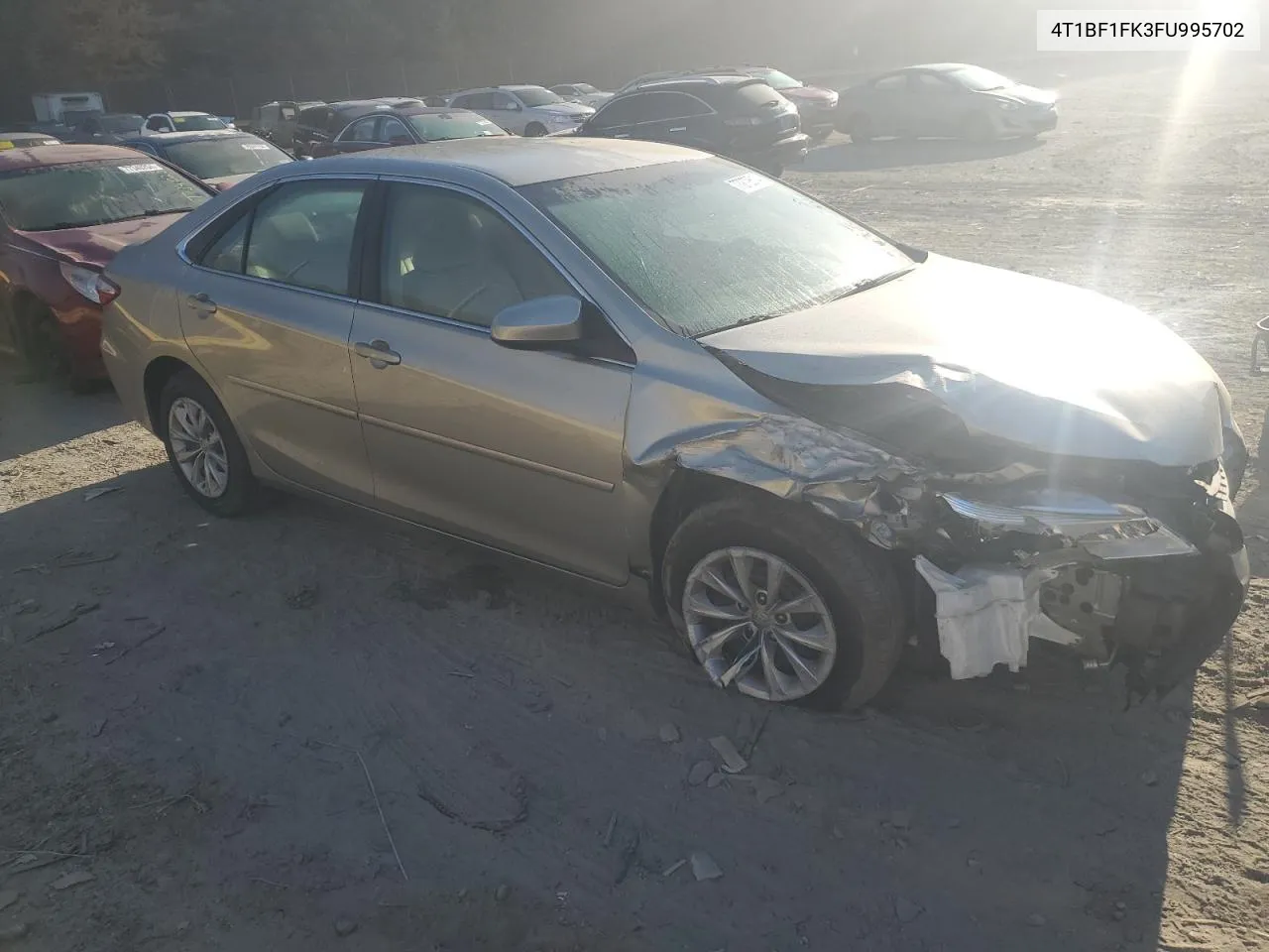 4T1BF1FK3FU995702 2015 Toyota Camry Le