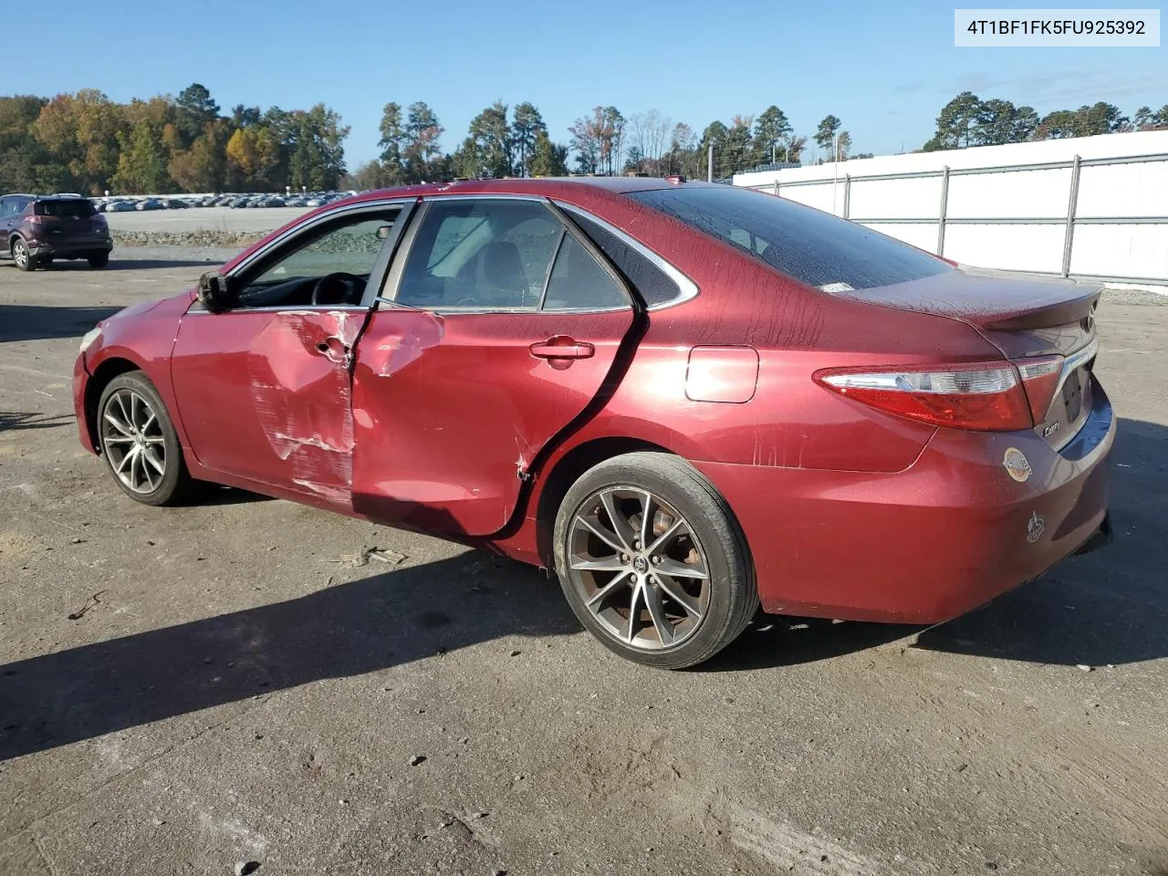 2015 Toyota Camry Le VIN: 4T1BF1FK5FU925392 Lot: 77533014