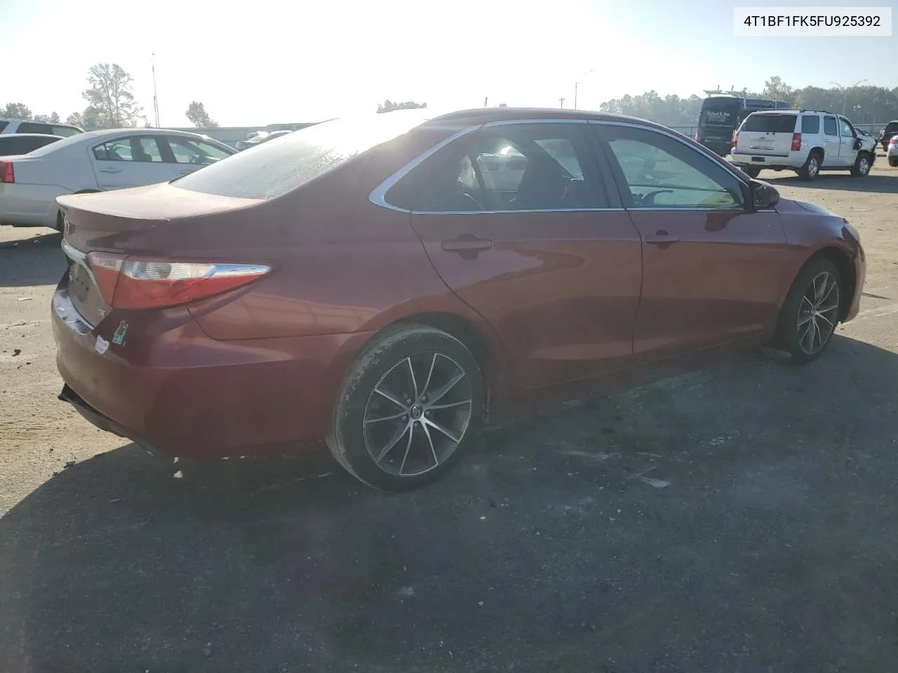 2015 Toyota Camry Le VIN: 4T1BF1FK5FU925392 Lot: 77533014