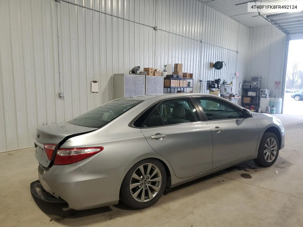 2015 Toyota Camry Le VIN: 4T4BF1FK8FR492124 Lot: 79580694