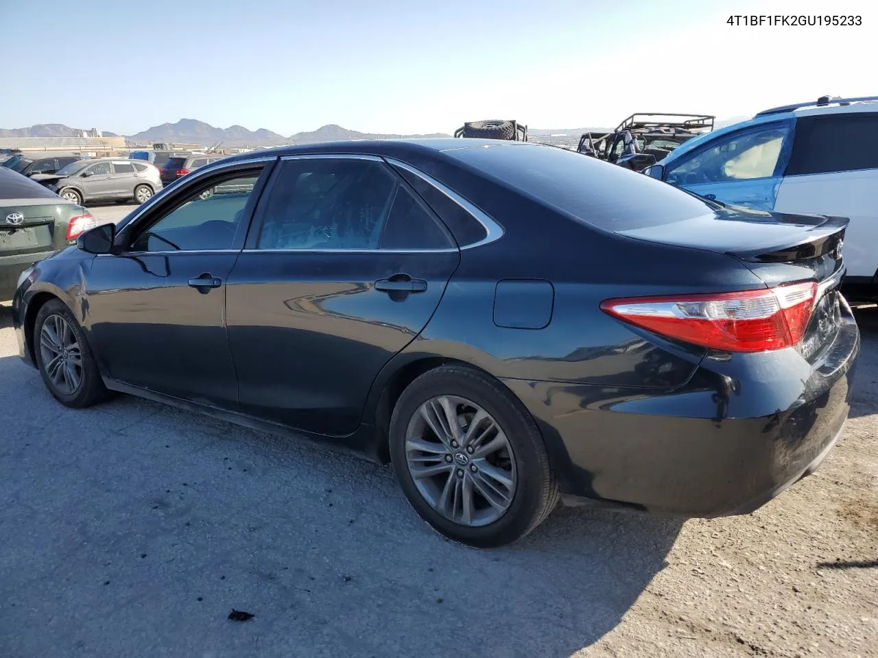 4T1BF1FK2GU195233 2016 Toyota Camry Le