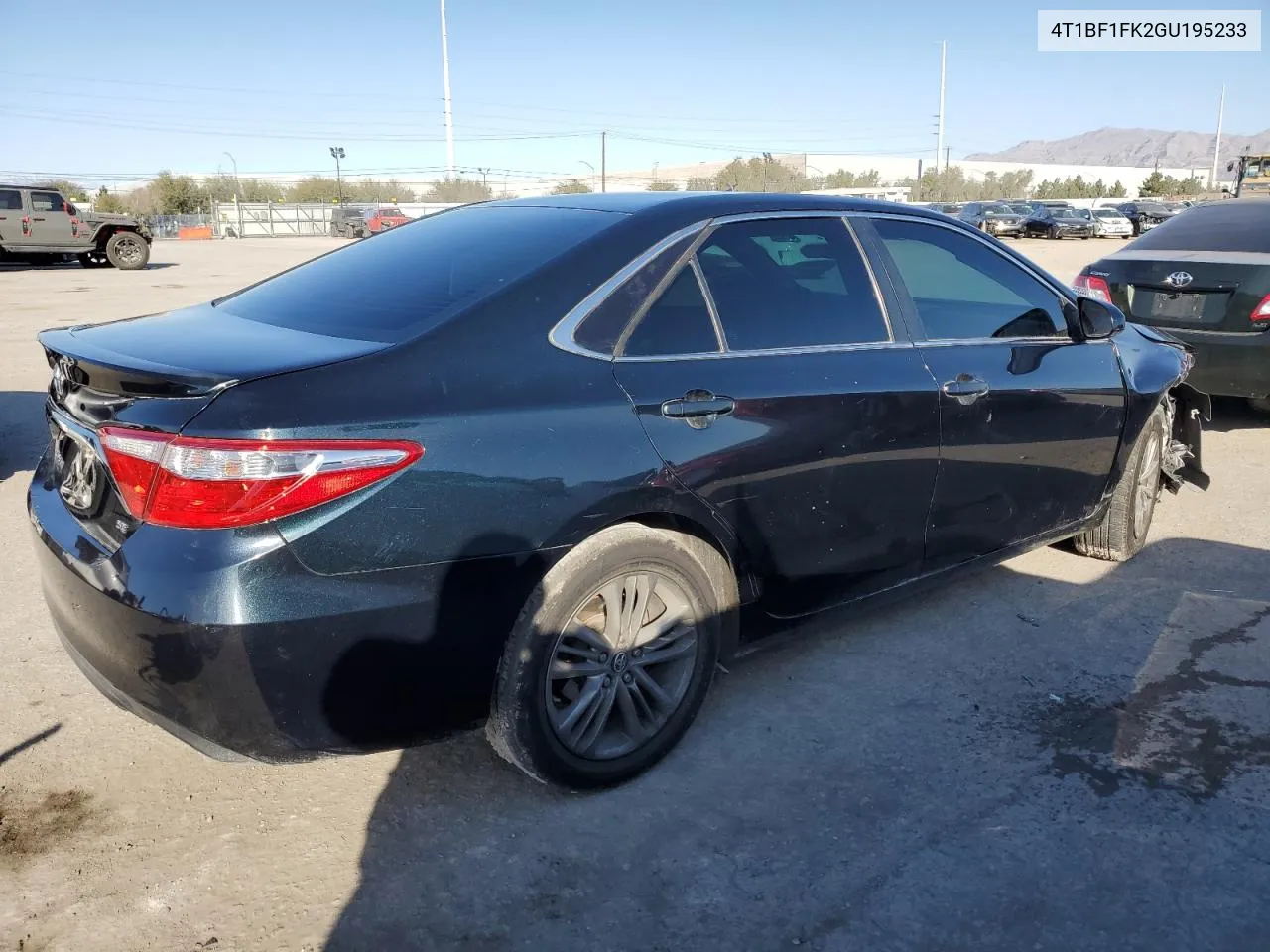 4T1BF1FK2GU195233 2016 Toyota Camry Le