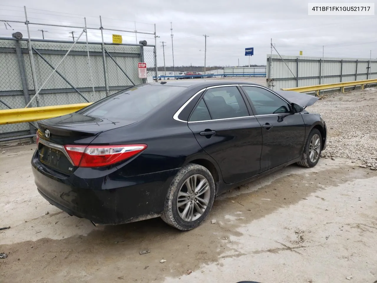 4T1BF1FK1GU521717 2016 Toyota Camry Le