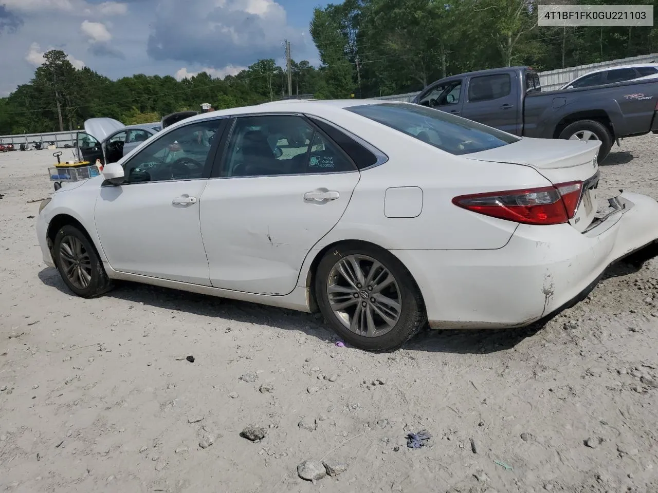 4T1BF1FK0GU221103 2016 Toyota Camry Le