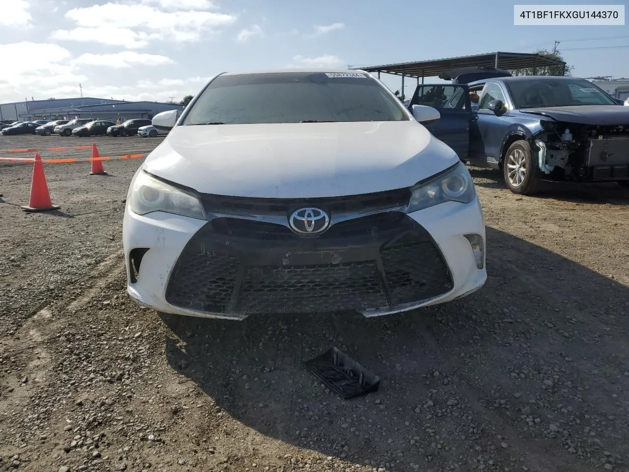 4T1BF1FKXGU144370 2016 Toyota Camry Le