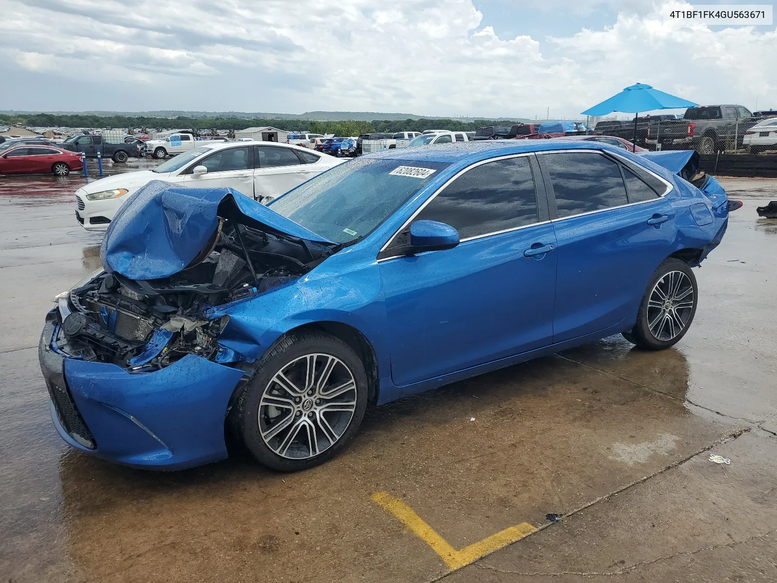 4T1BF1FK4GU563671 2016 Toyota Camry Le