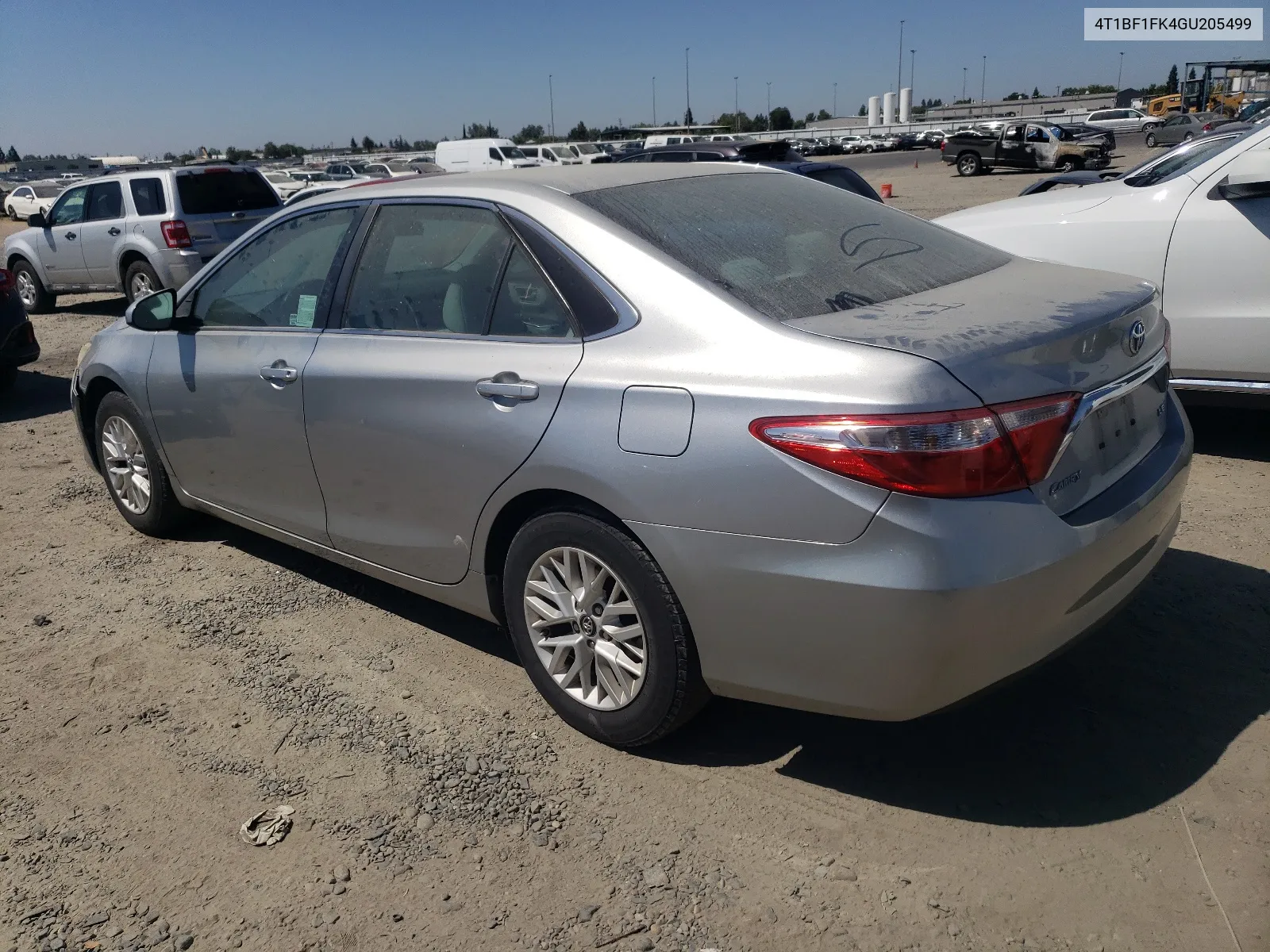 2016 Toyota Camry Le VIN: 4T1BF1FK4GU205499 Lot: 65862884