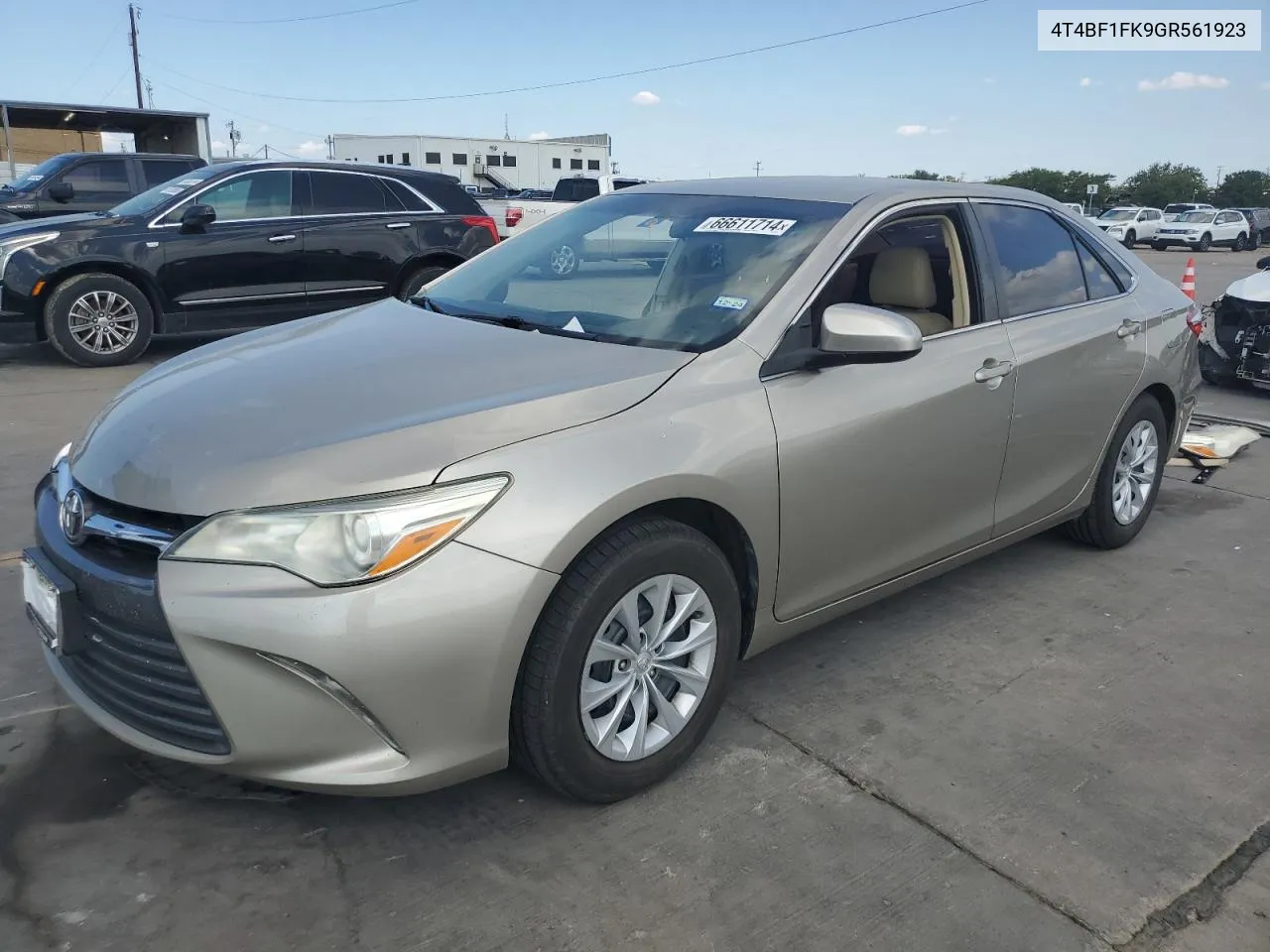 4T4BF1FK9GR561923 2016 Toyota Camry Le