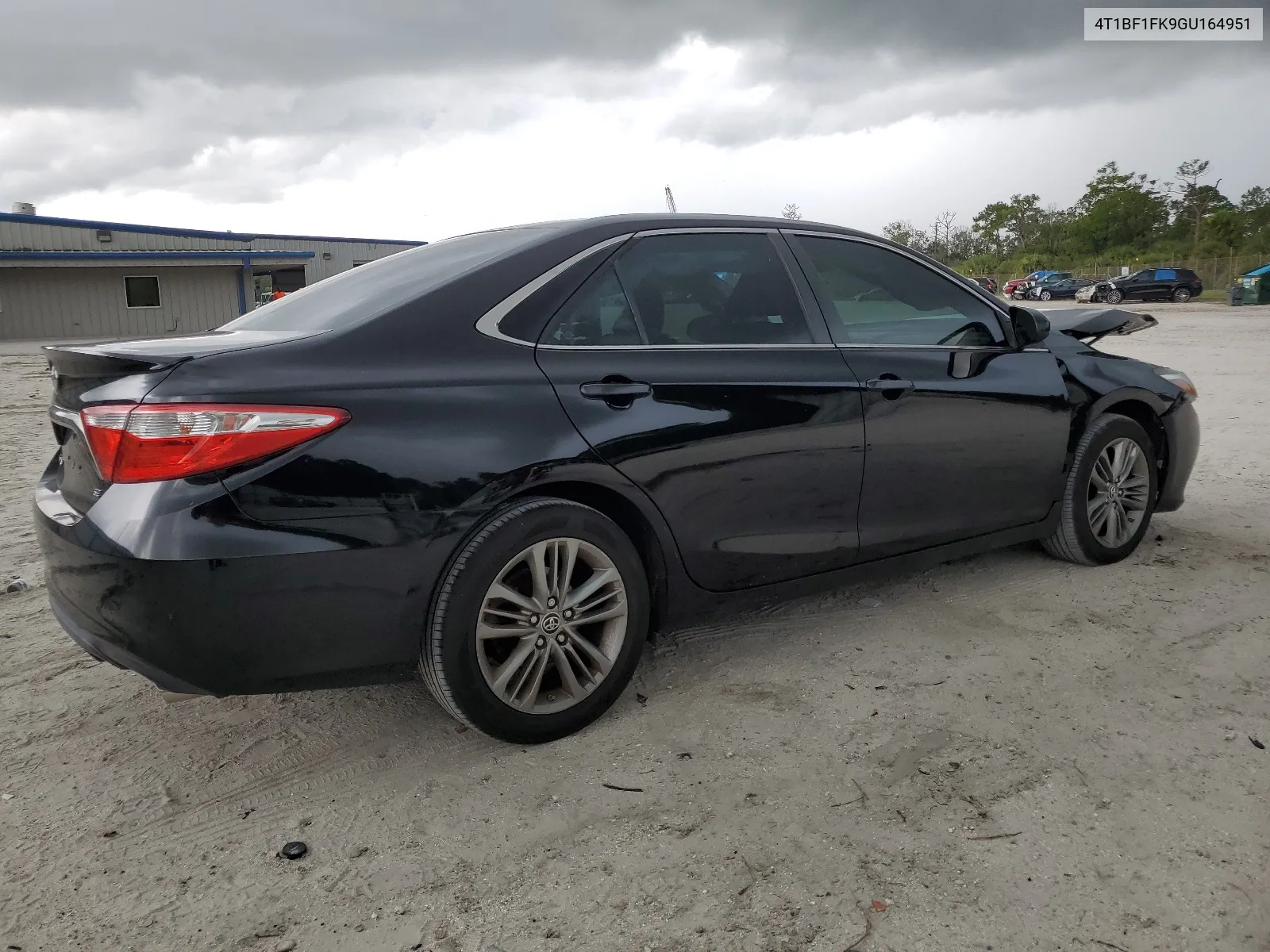 2016 Toyota Camry Le VIN: 4T1BF1FK9GU164951 Lot: 67177214