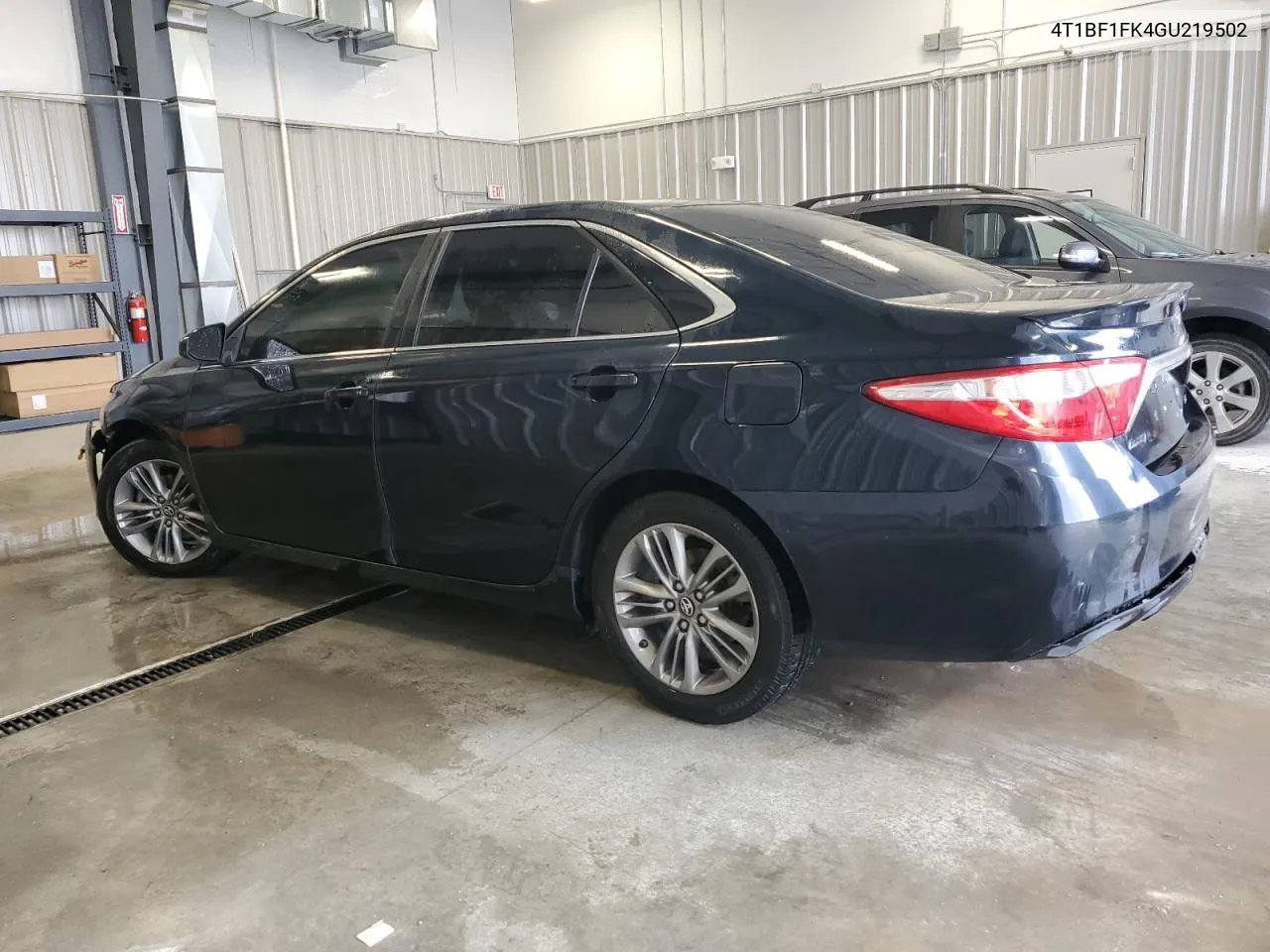 4T1BF1FK4GU219502 2016 Toyota Camry Le