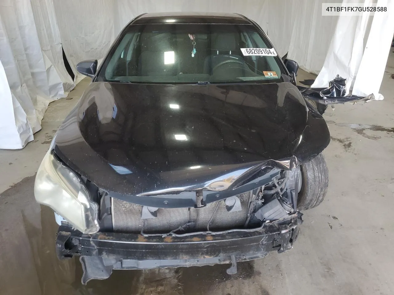 4T1BF1FK7GU528588 2016 Toyota Camry Le