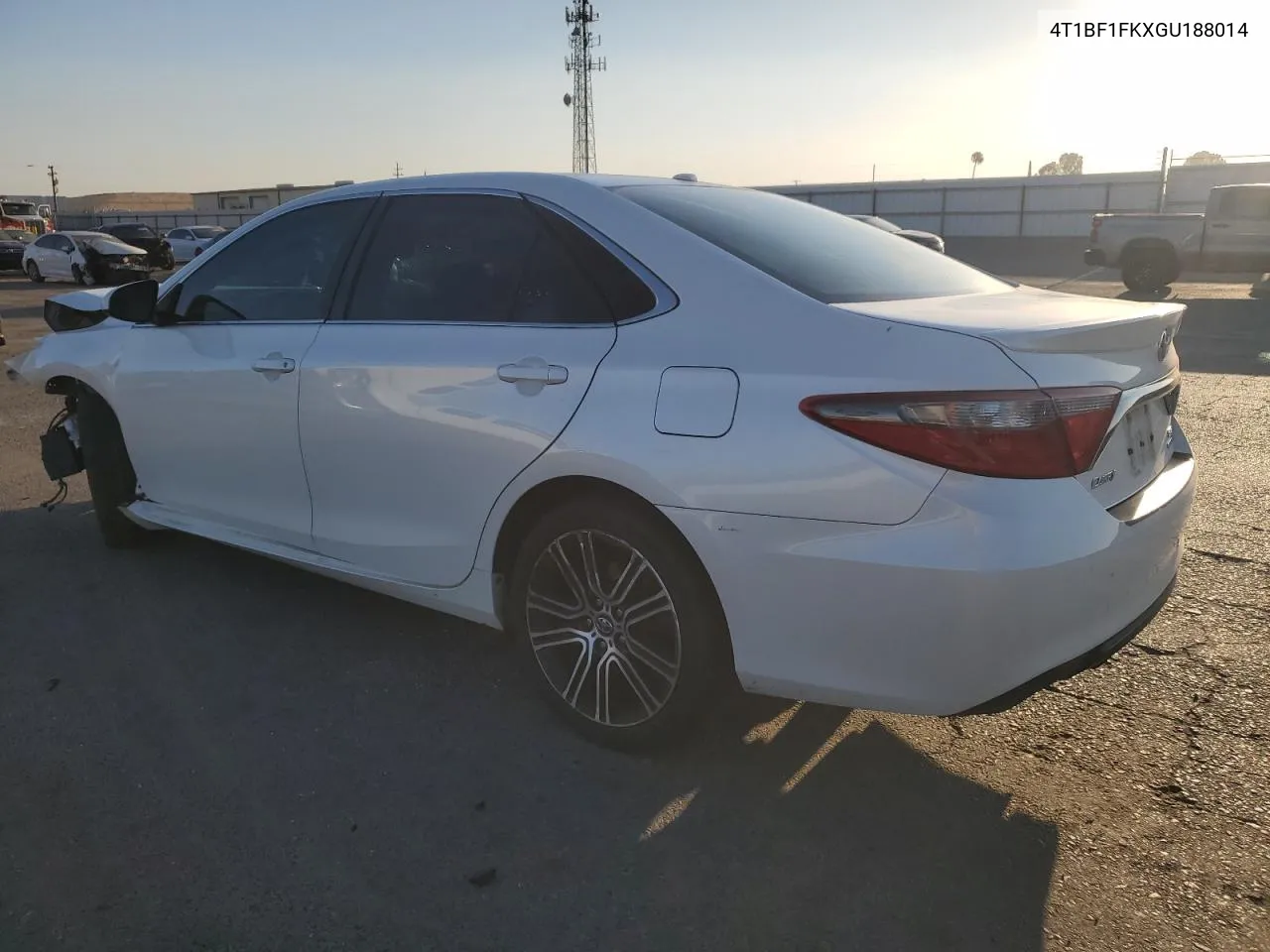 4T1BF1FKXGU188014 2016 Toyota Camry Le