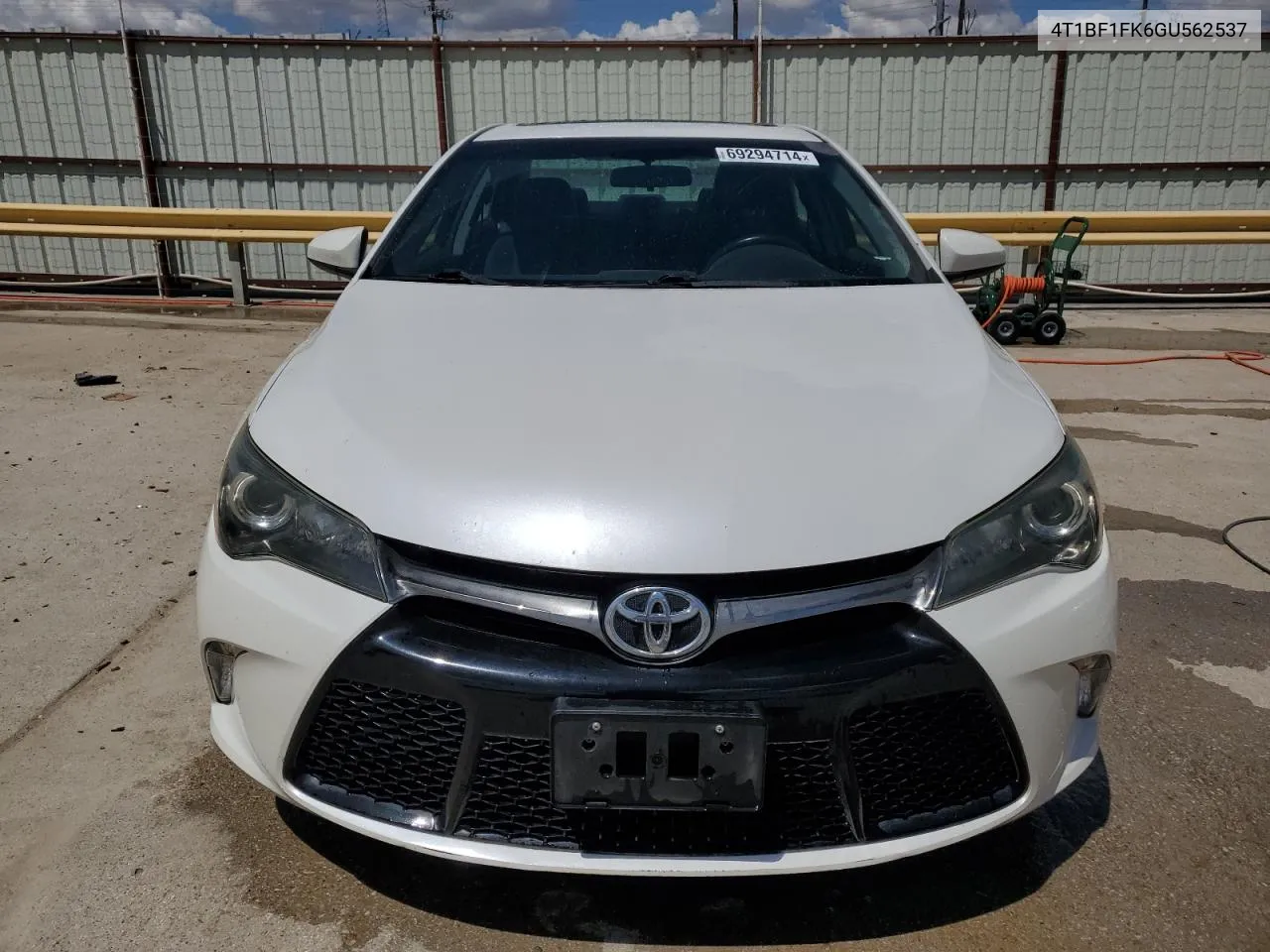 4T1BF1FK6GU562537 2016 Toyota Camry Le