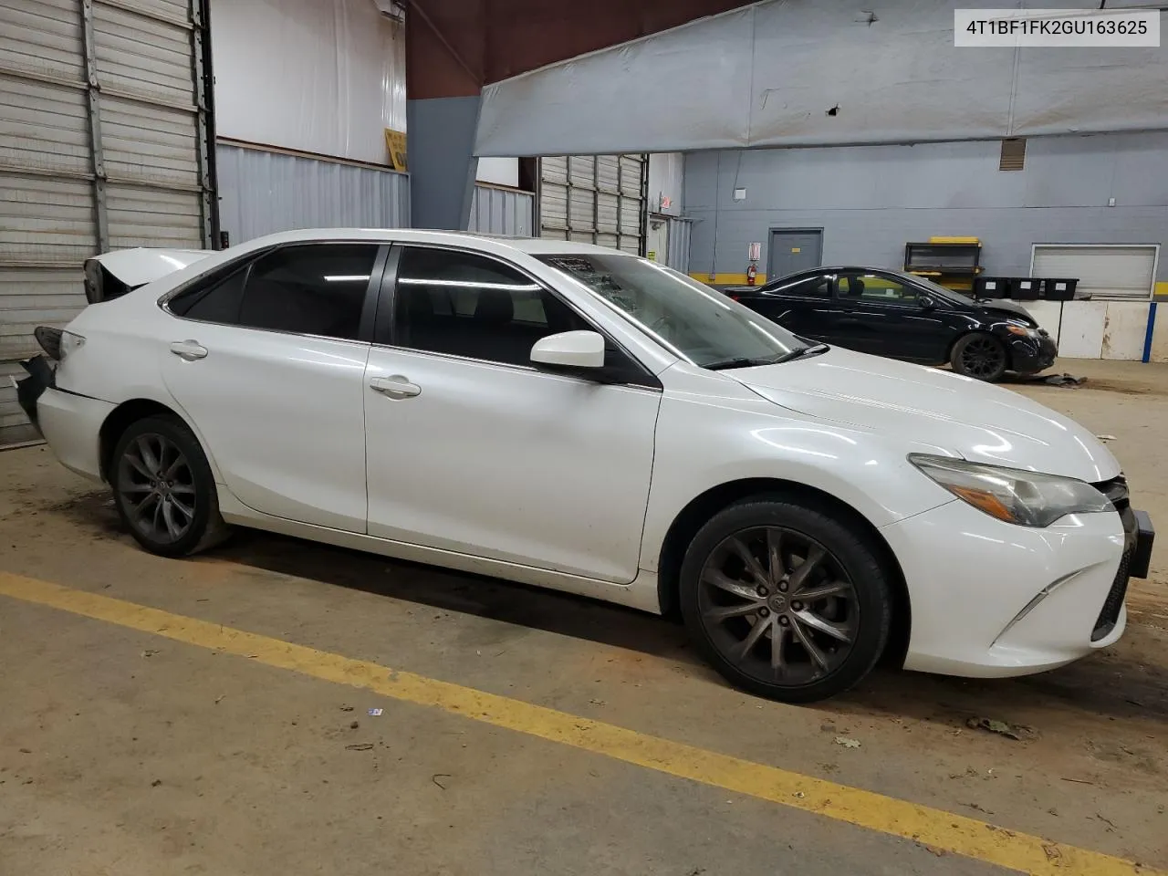 4T1BF1FK2GU163625 2016 Toyota Camry Le