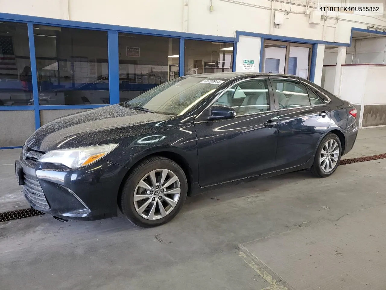 2016 Toyota Camry Le VIN: 4T1BF1FK4GU555862 Lot: 69706944