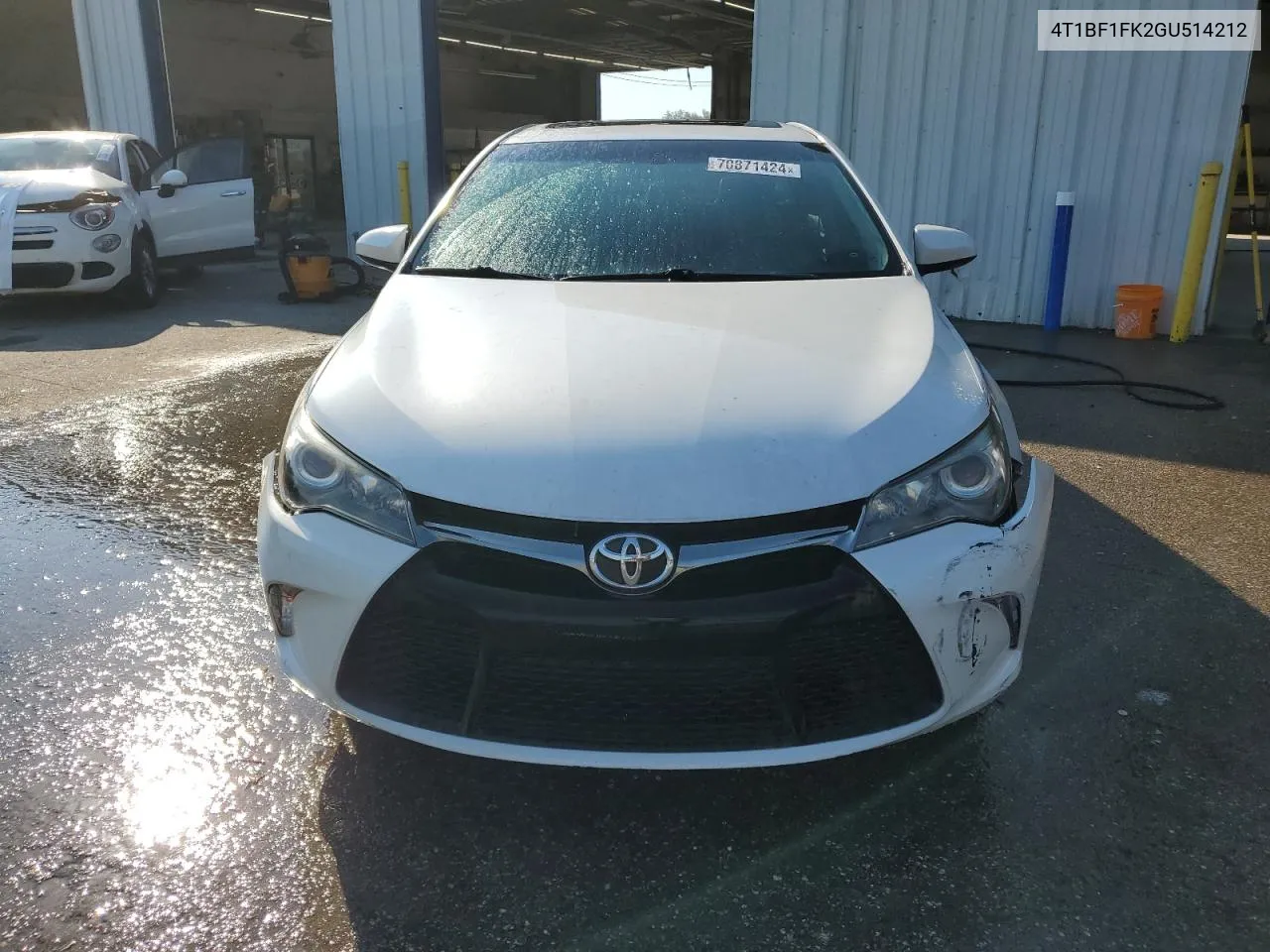 2016 Toyota Camry Le VIN: 4T1BF1FK2GU514212 Lot: 70871424