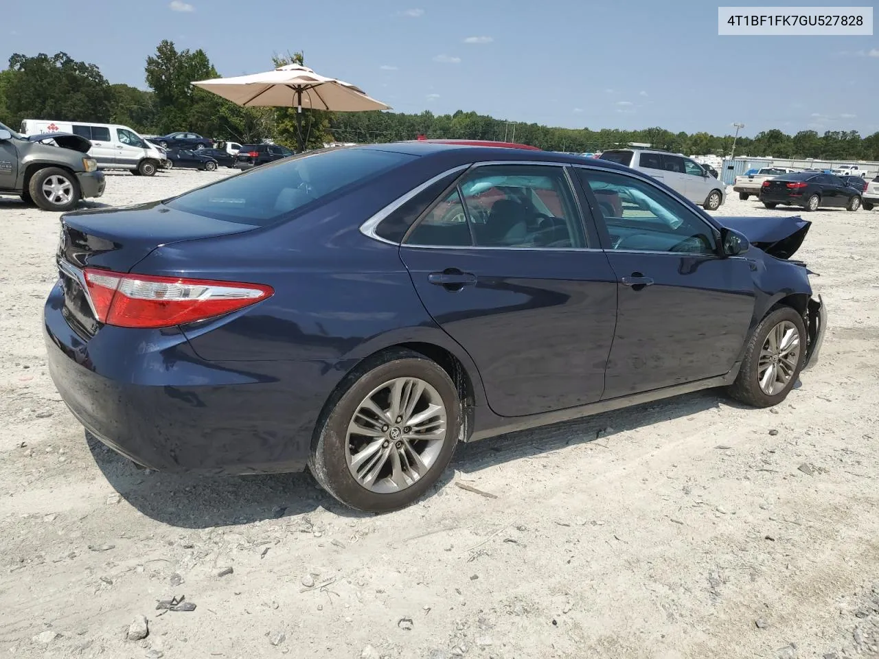 2016 Toyota Camry Le VIN: 4T1BF1FK7GU527828 Lot: 70954364