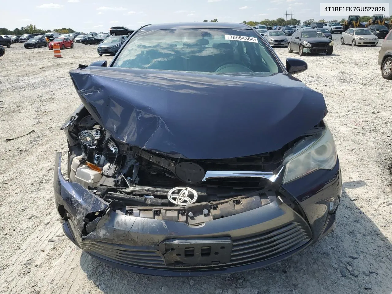 4T1BF1FK7GU527828 2016 Toyota Camry Le