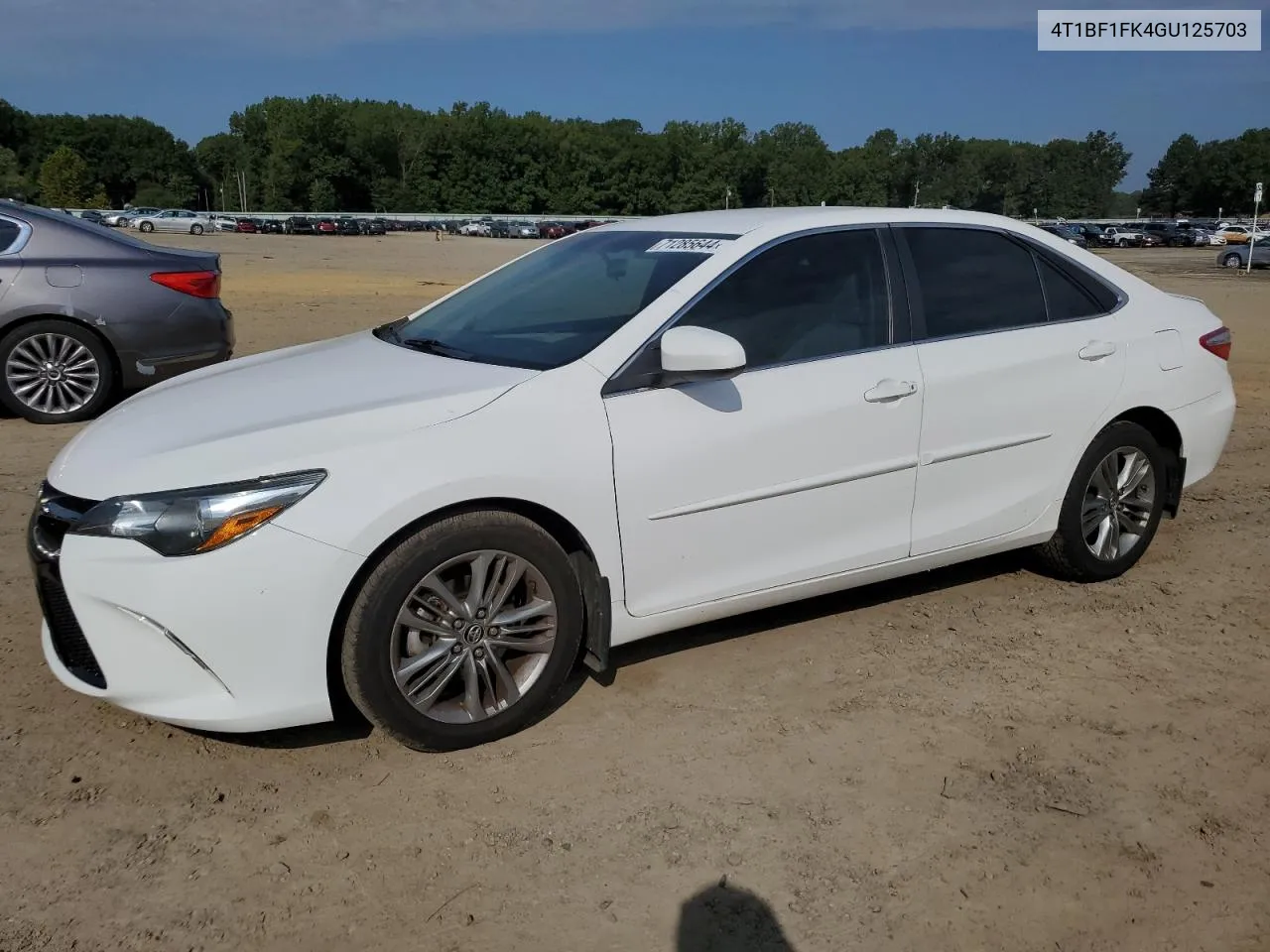 2016 Toyota Camry Le VIN: 4T1BF1FK4GU125703 Lot: 71285644