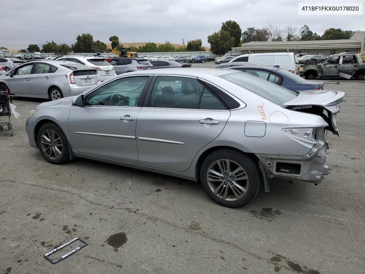 2016 Toyota Camry Le VIN: 4T1BF1FKXGU178020 Lot: 71654094