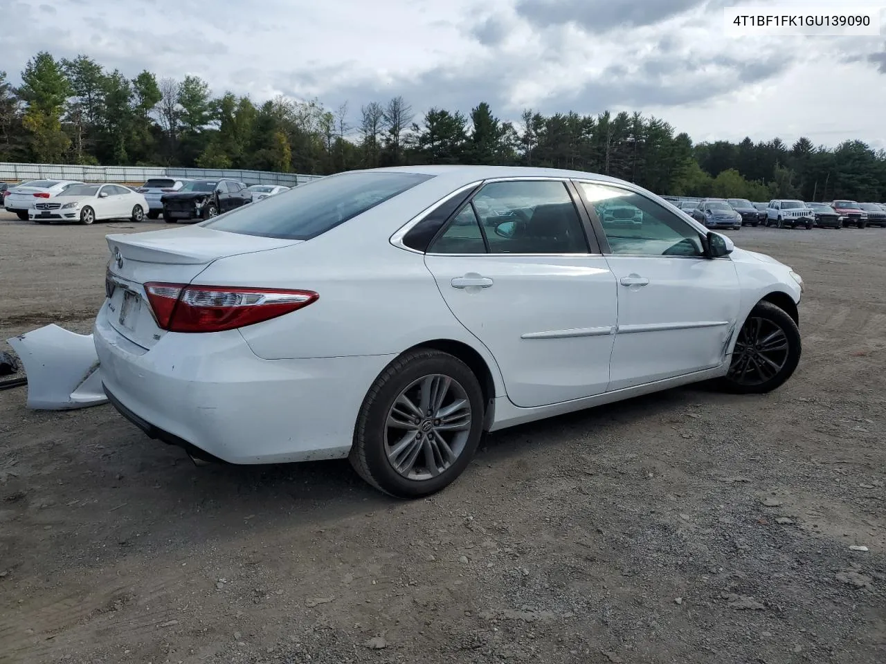 2016 Toyota Camry Le VIN: 4T1BF1FK1GU139090 Lot: 71820904