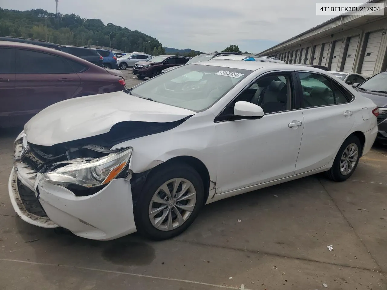 2016 Toyota Camry Le VIN: 4T1BF1FK3GU217904 Lot: 71922854