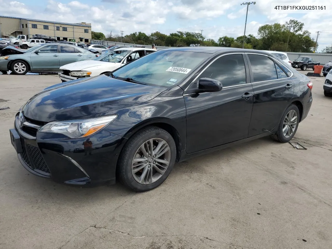 2016 Toyota Camry Le VIN: 4T1BF1FKXGU251161 Lot: 72050844