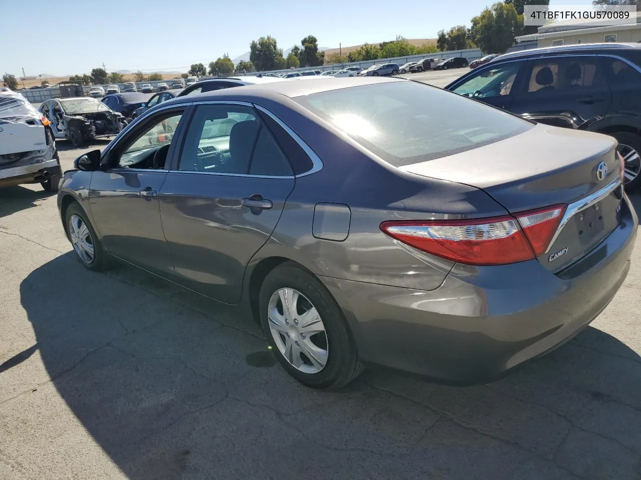 4T1BF1FK1GU570089 2016 Toyota Camry Le