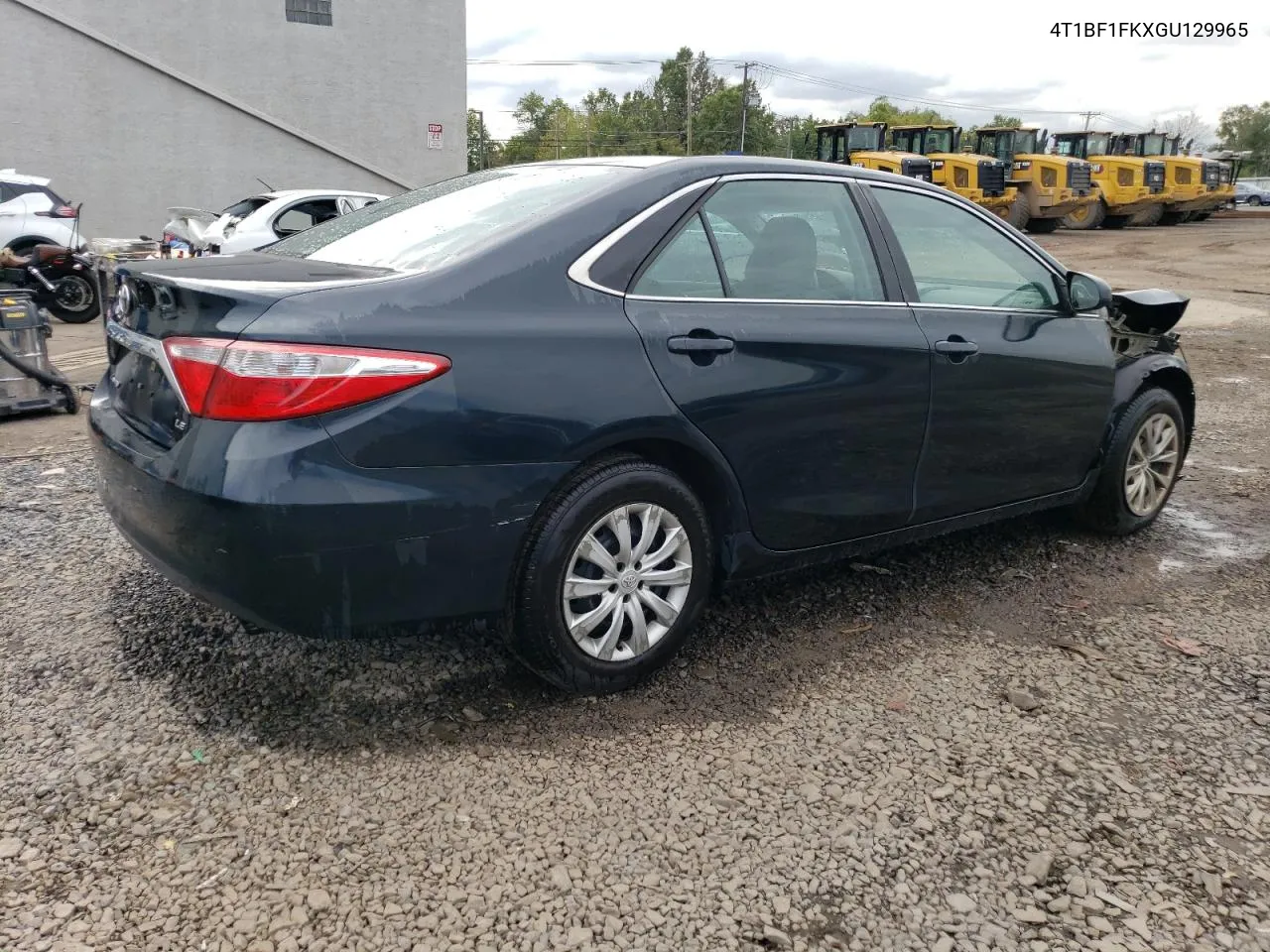 2016 Toyota Camry Le VIN: 4T1BF1FKXGU129965 Lot: 72622834