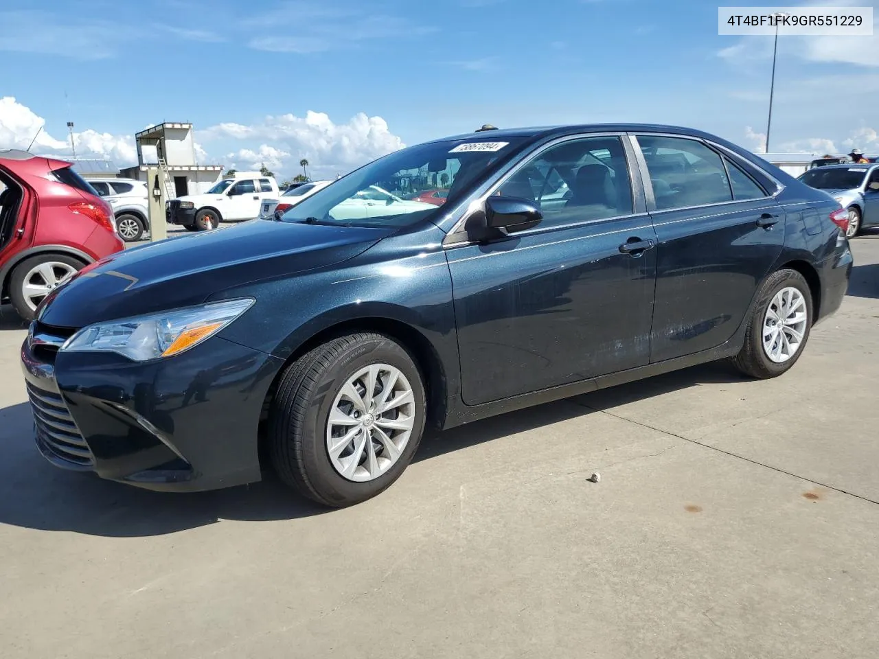 4T4BF1FK9GR551229 2016 Toyota Camry Le