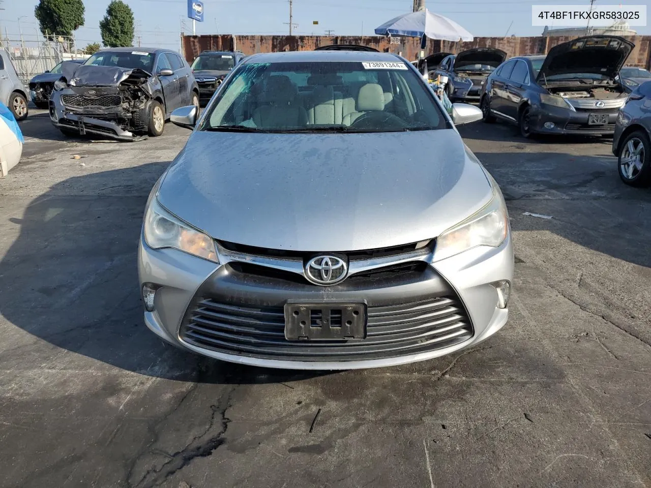 2016 Toyota Camry Le VIN: 4T4BF1FKXGR583025 Lot: 73891344