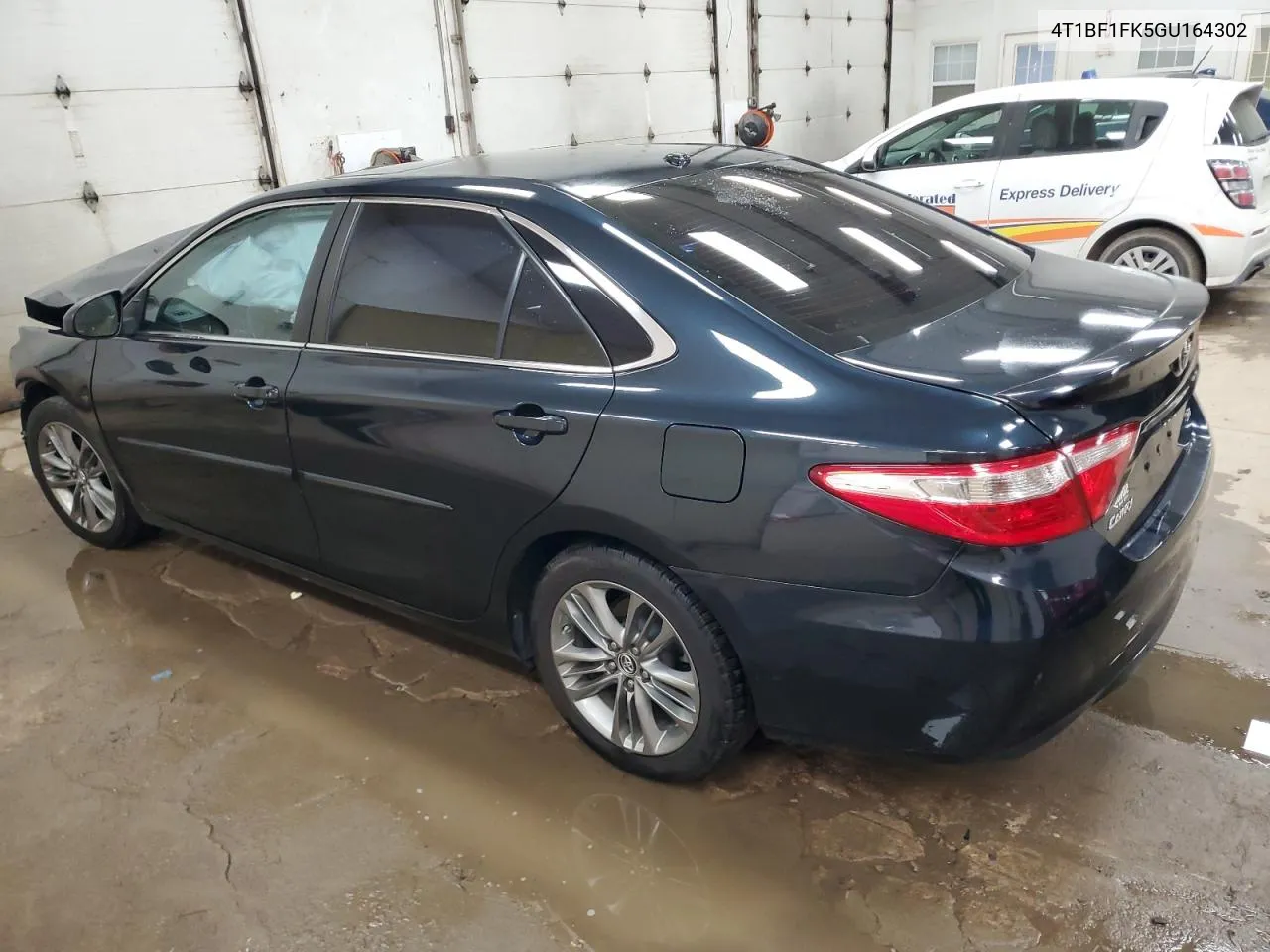 4T1BF1FK5GU164302 2016 Toyota Camry Le