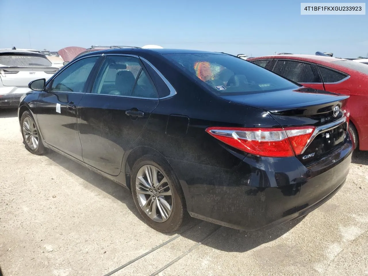 2016 Toyota Camry Le VIN: 4T1BF1FKXGU233923 Lot: 75420594