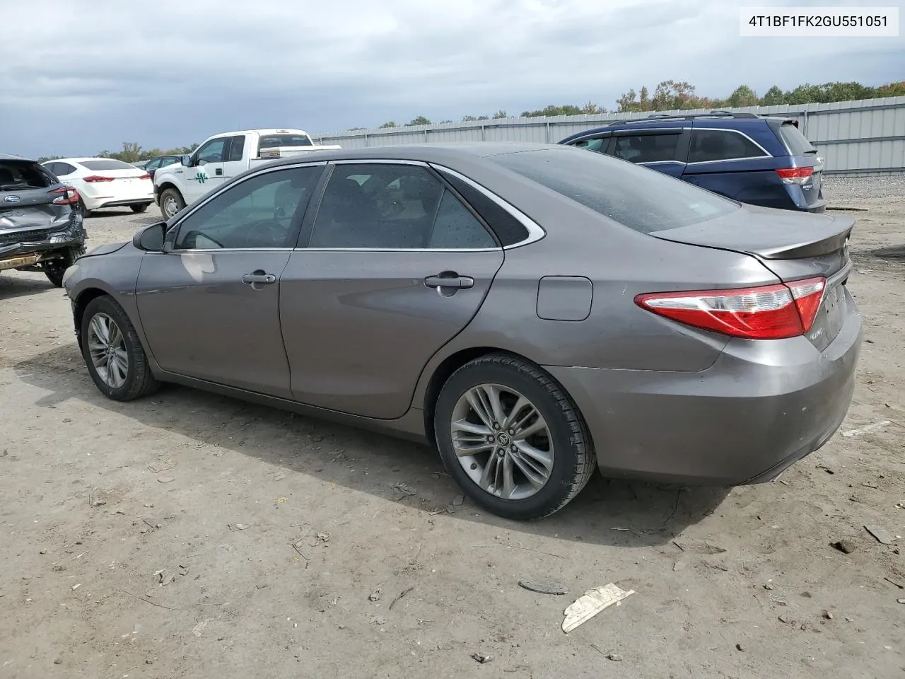 2016 Toyota Camry Le VIN: 4T1BF1FK2GU551051 Lot: 76013044