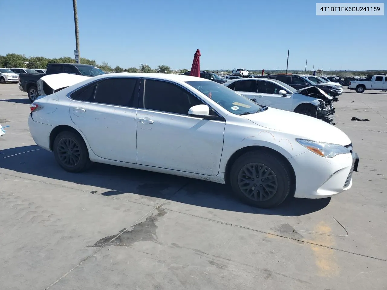 2016 Toyota Camry Le VIN: 4T1BF1FK6GU241159 Lot: 76313524