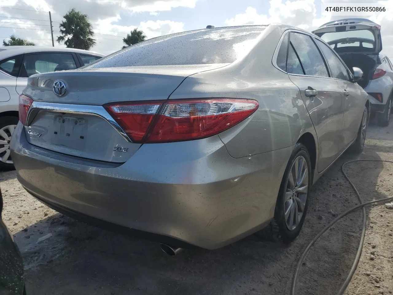 2016 Toyota Camry Le VIN: 4T4BF1FK1GR550866 Lot: 77244034