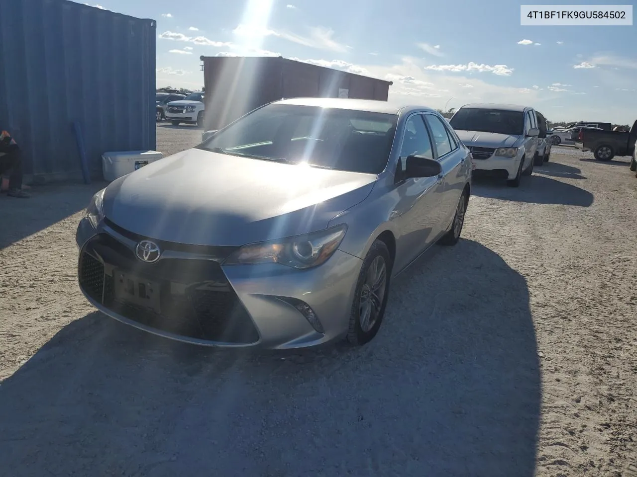 2016 Toyota Camry Le VIN: 4T1BF1FK9GU584502 Lot: 77261664