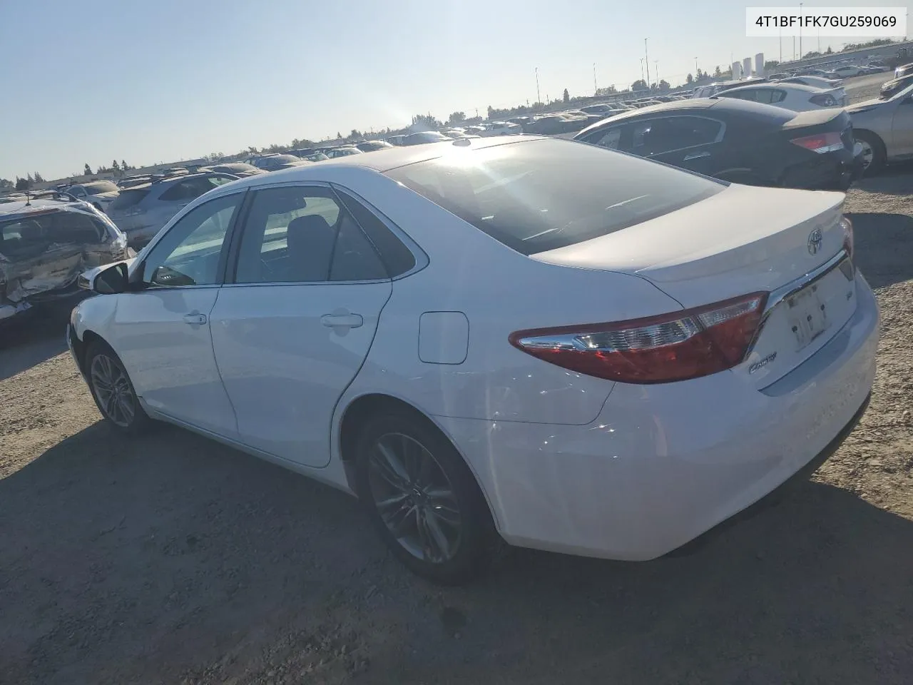 4T1BF1FK7GU259069 2016 Toyota Camry Le