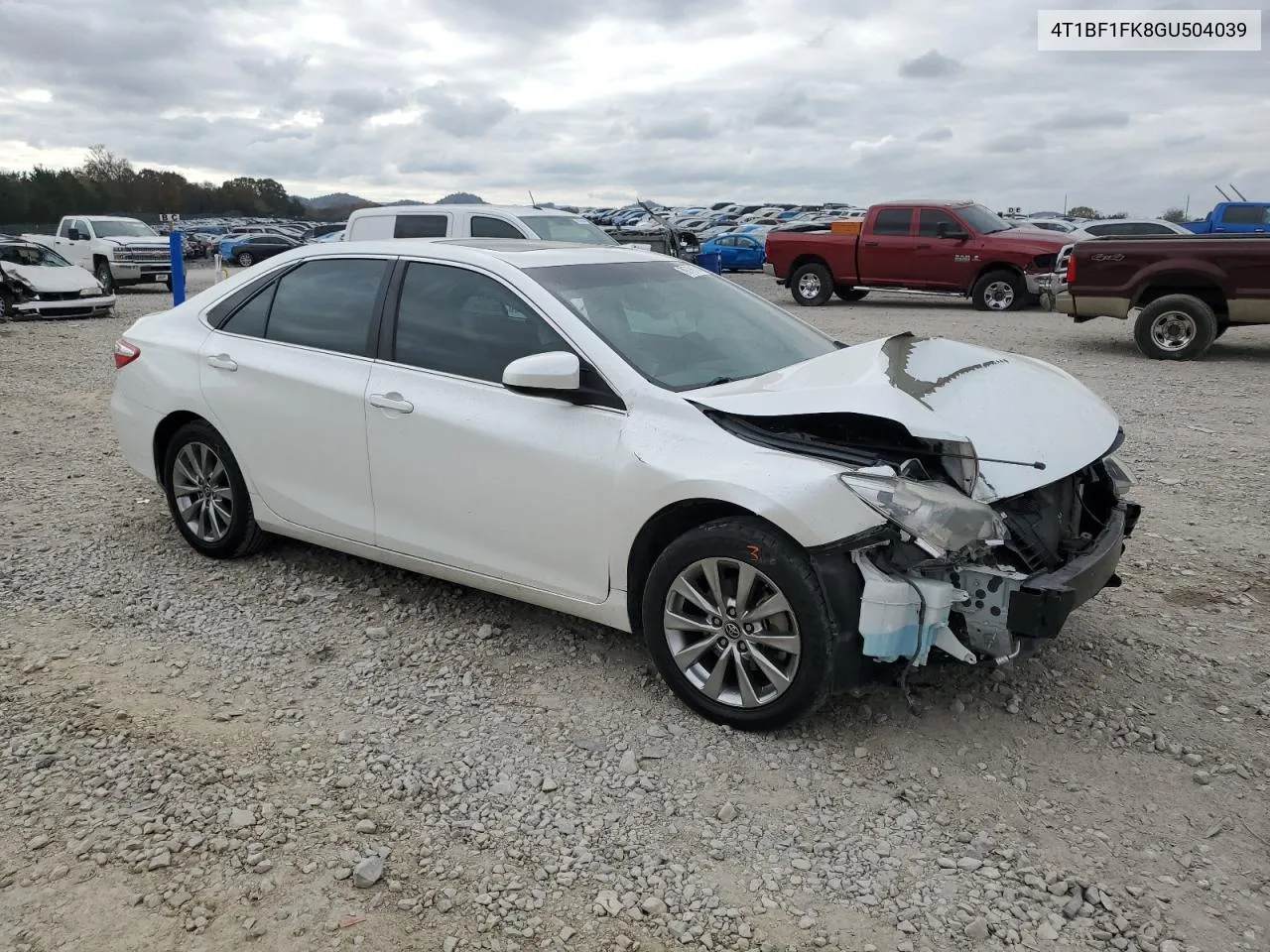 4T1BF1FK8GU504039 2016 Toyota Camry Le