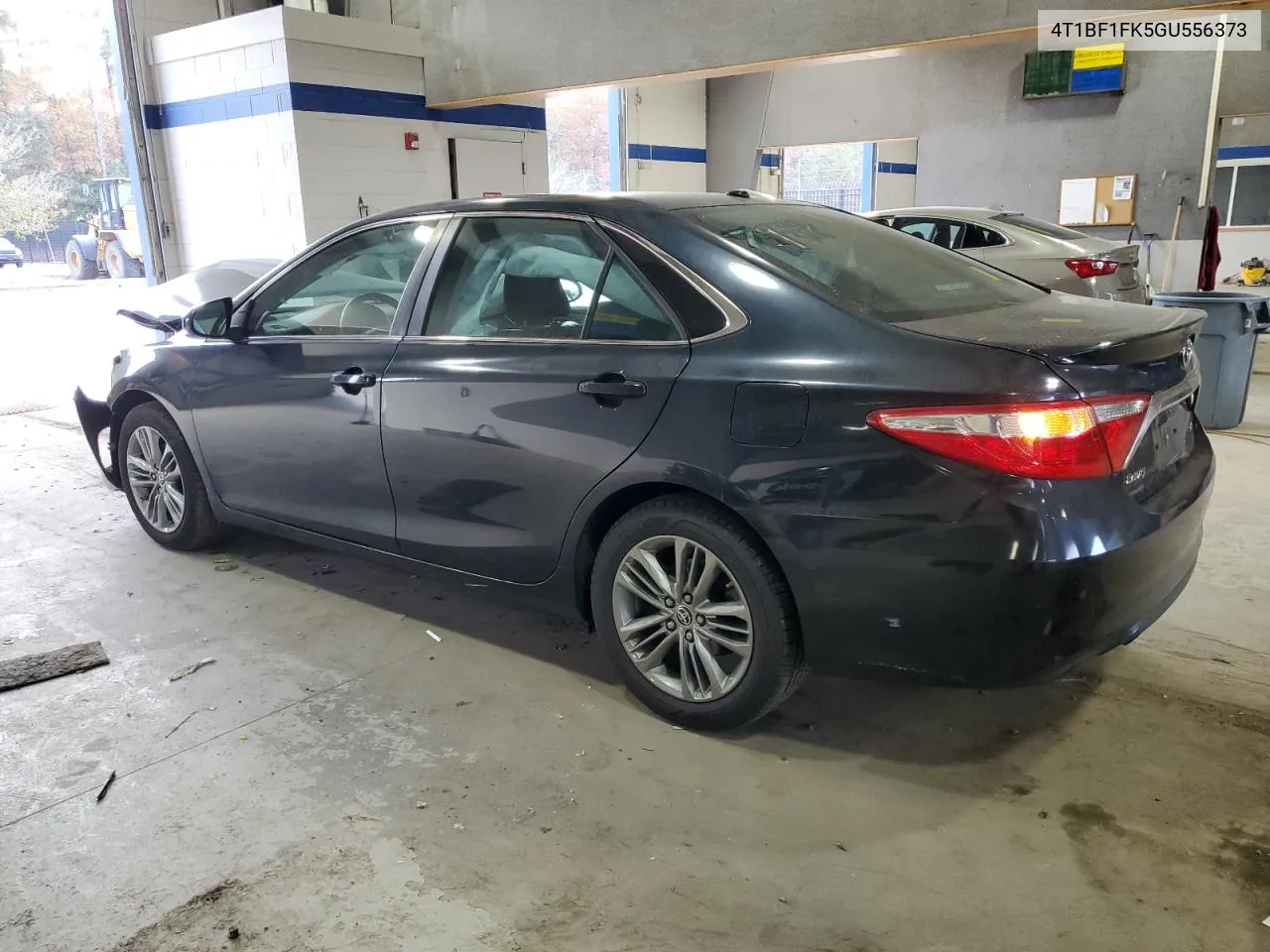 2016 Toyota Camry Le VIN: 4T1BF1FK5GU556373 Lot: 79864234