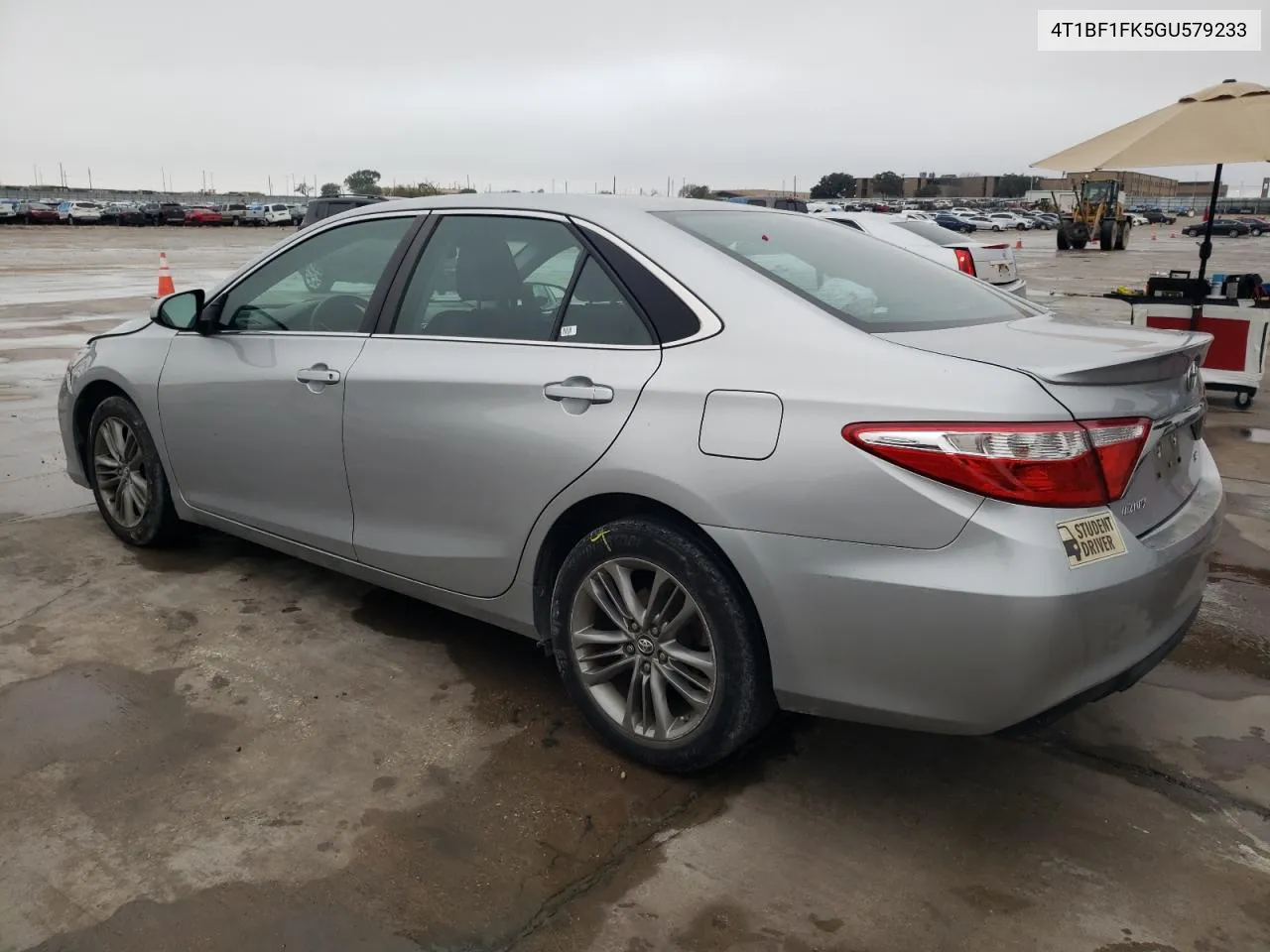 2016 Toyota Camry Le VIN: 4T1BF1FK5GU579233 Lot: 79874394