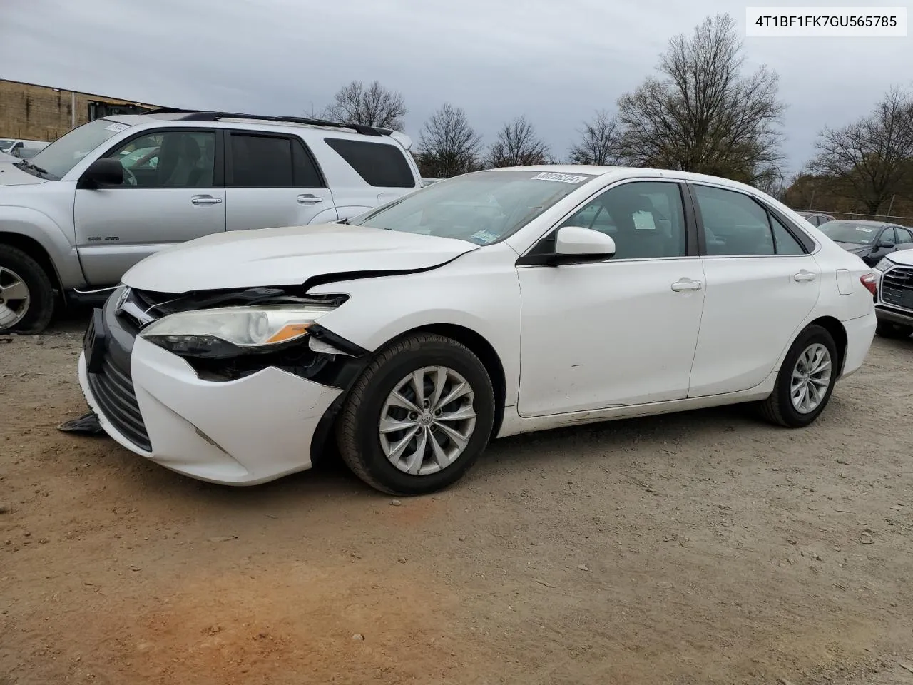 2016 Toyota Camry Le VIN: 4T1BF1FK7GU565785 Lot: 80226234