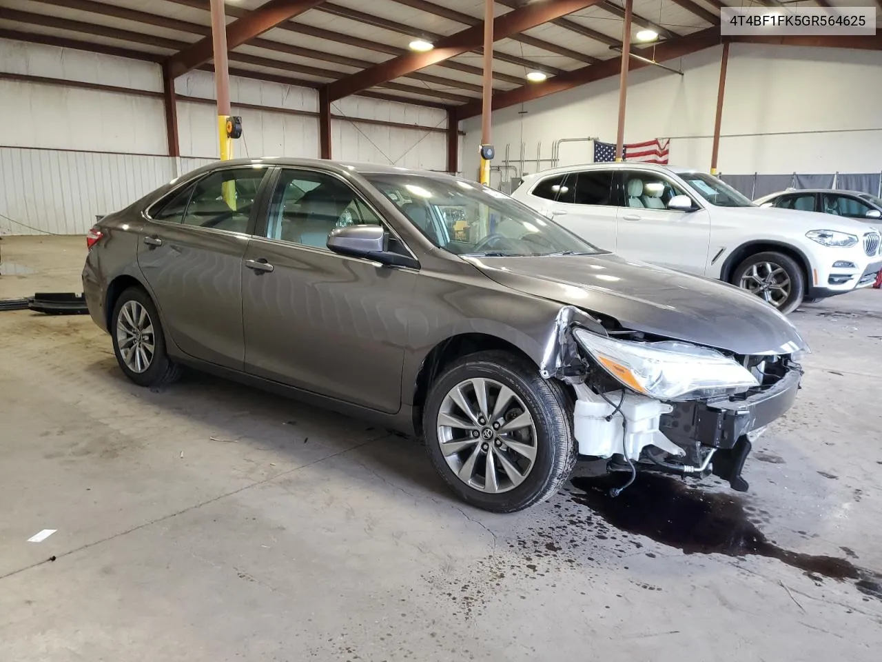 2016 Toyota Camry Le VIN: 4T4BF1FK5GR564625 Lot: 80470304