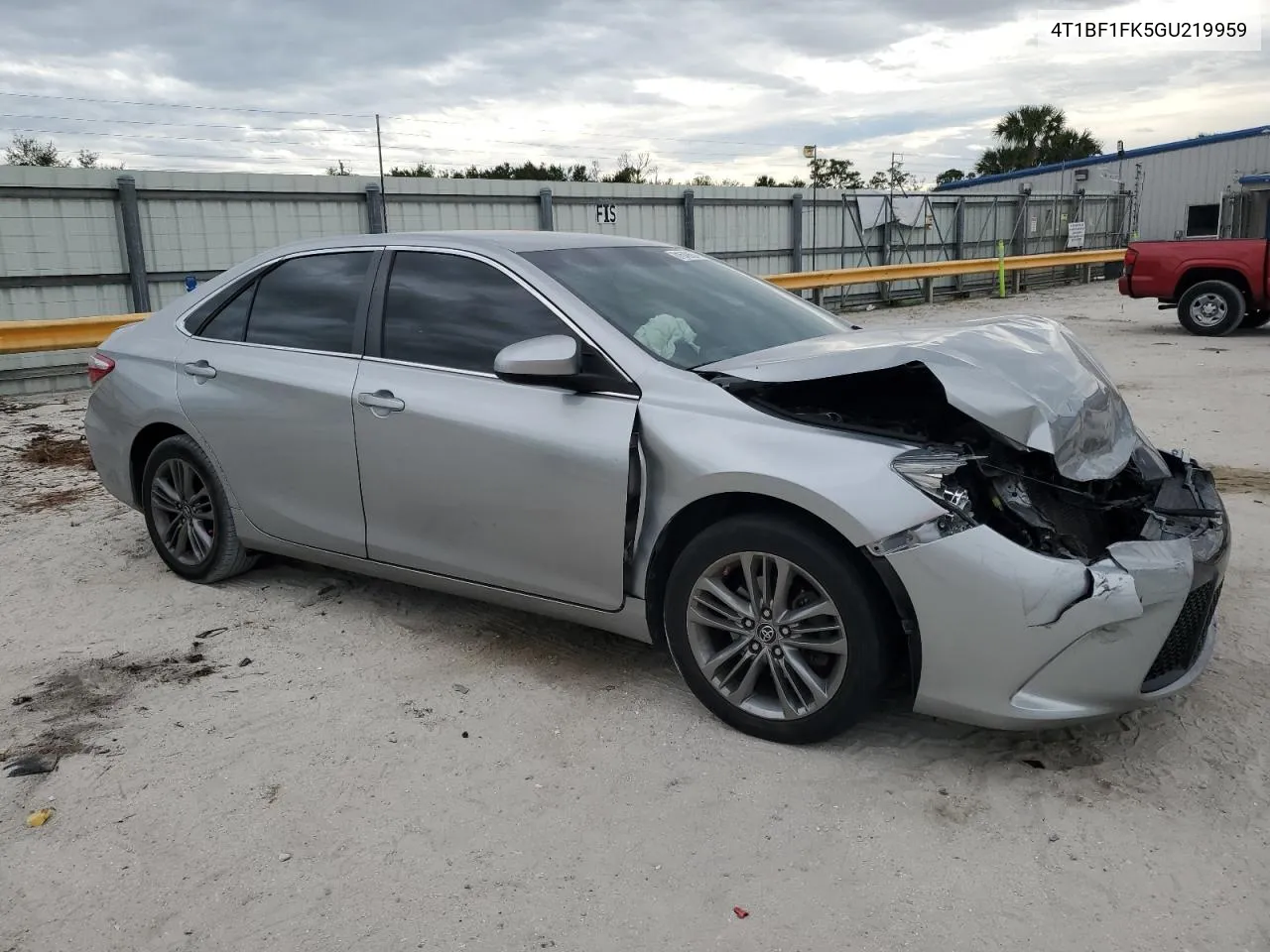 2016 Toyota Camry Le VIN: 4T1BF1FK5GU219959 Lot: 81649654