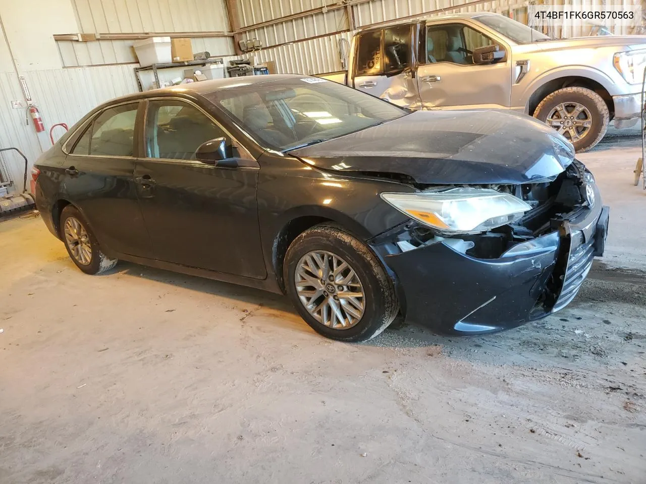 2016 Toyota Camry Le VIN: 4T4BF1FK6GR570563 Lot: 81748424