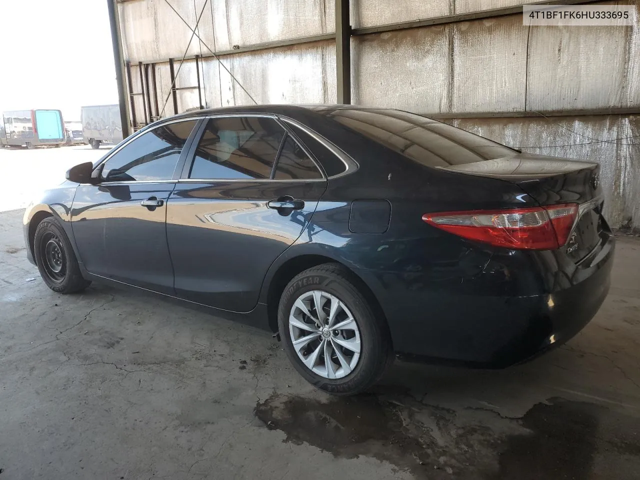 4T1BF1FK6HU333695 2017 Toyota Camry Le