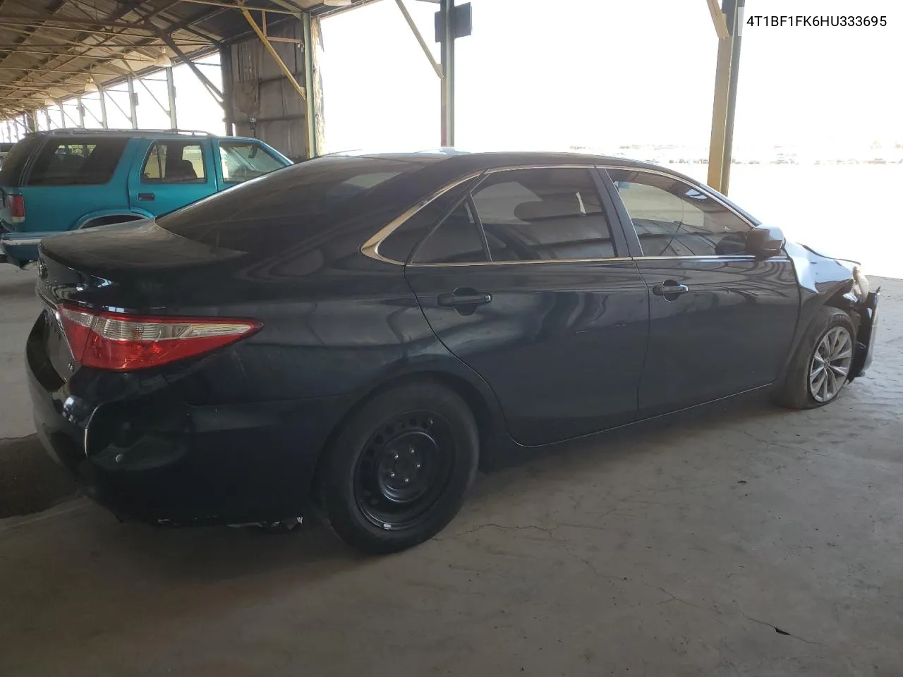 4T1BF1FK6HU333695 2017 Toyota Camry Le