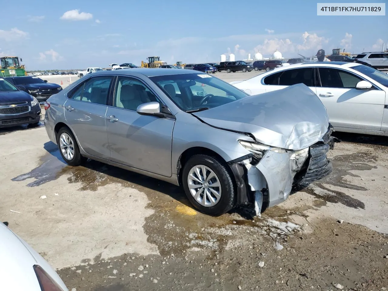 2017 Toyota Camry Le VIN: 4T1BF1FK7HU711829 Lot: 72275364